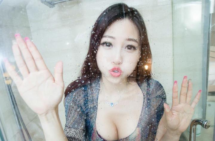 邱莹莹的奋斗历程